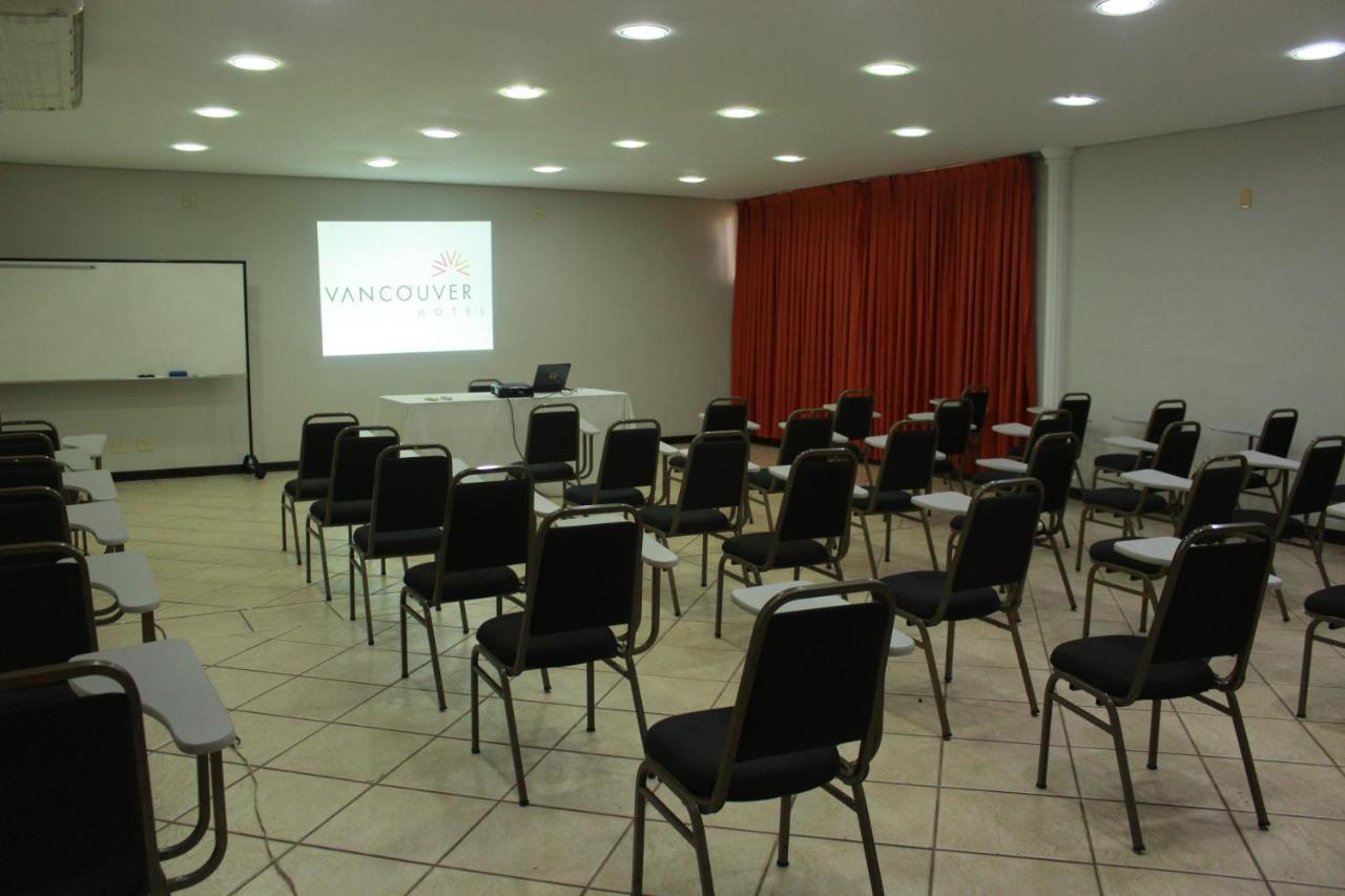 Vancouver Hotel- 500 Metros Rodovia Anhanguera Ribeirão Preto Buitenkant foto
